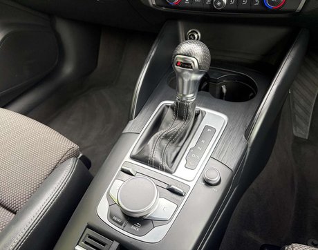 Audi A3 1.5 A3 Sportback 35 TFSI Black Edition Semi-Auto 5dr 28