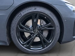 Audi E-Tron GT QUATTRO BASE 27