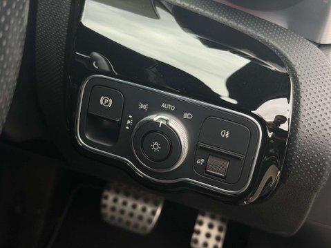 Mercedes-Benz A Class 1.3 A 200 AMG Line Premium Auto 5dr 43