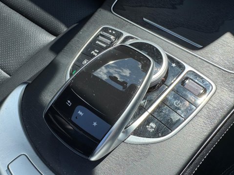 Mercedes-Benz GLC 2.1 GLC220d AMG Line (Premium) G-Tronic 4MATIC Euro 6 (s/s) 5dr 29