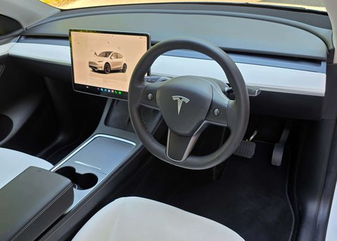 Tesla Model Y ModeL Y Long Range AWD 4WD 5dr 12