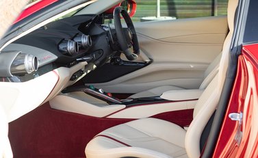 Ferrari 812 Superfast 14