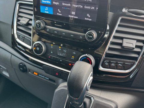 Ford Transit Custom 300 LIMITED P/V ECOBLUE 9