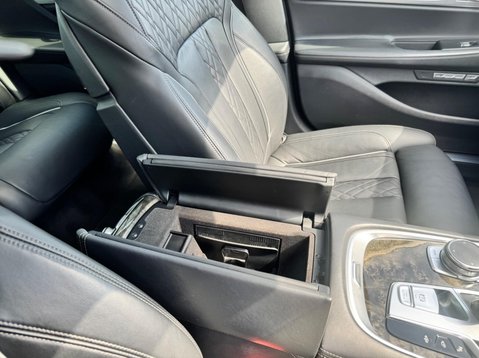BMW 7 Series 740LD XDRIVE EXCLUSIVE 28