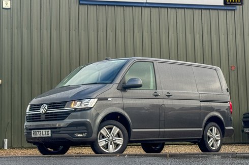2018 Volkswagen TransporterCamper|LWB|Highline|Electric PopTop|4 Berth|4 Belt — thumbnail 37 of 50