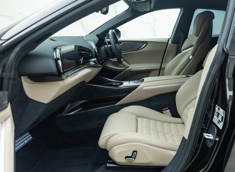 Ferrari Purosangue 21