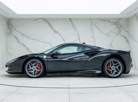 Ferrari F8 Tributo 2