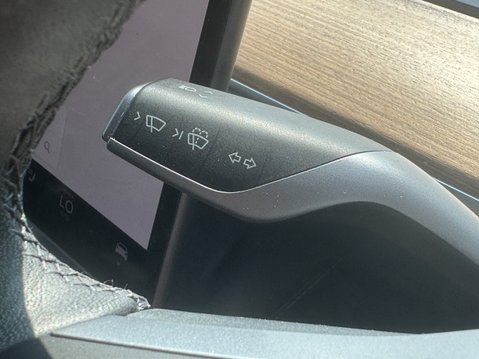 Tesla Model 3 Saloon 4dr Electric Auto RWD (241 bhp) 17