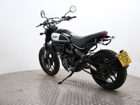 Ducati Scrambler 800 SCRAMBLER ICON DARK 9