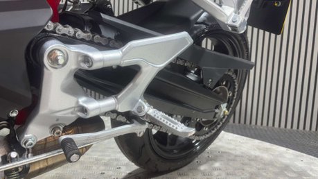 Hyosung GD 2016 ONLY 1K 250CC SPORTS BIKE LIGHTWEIGHT LONG MOT 25