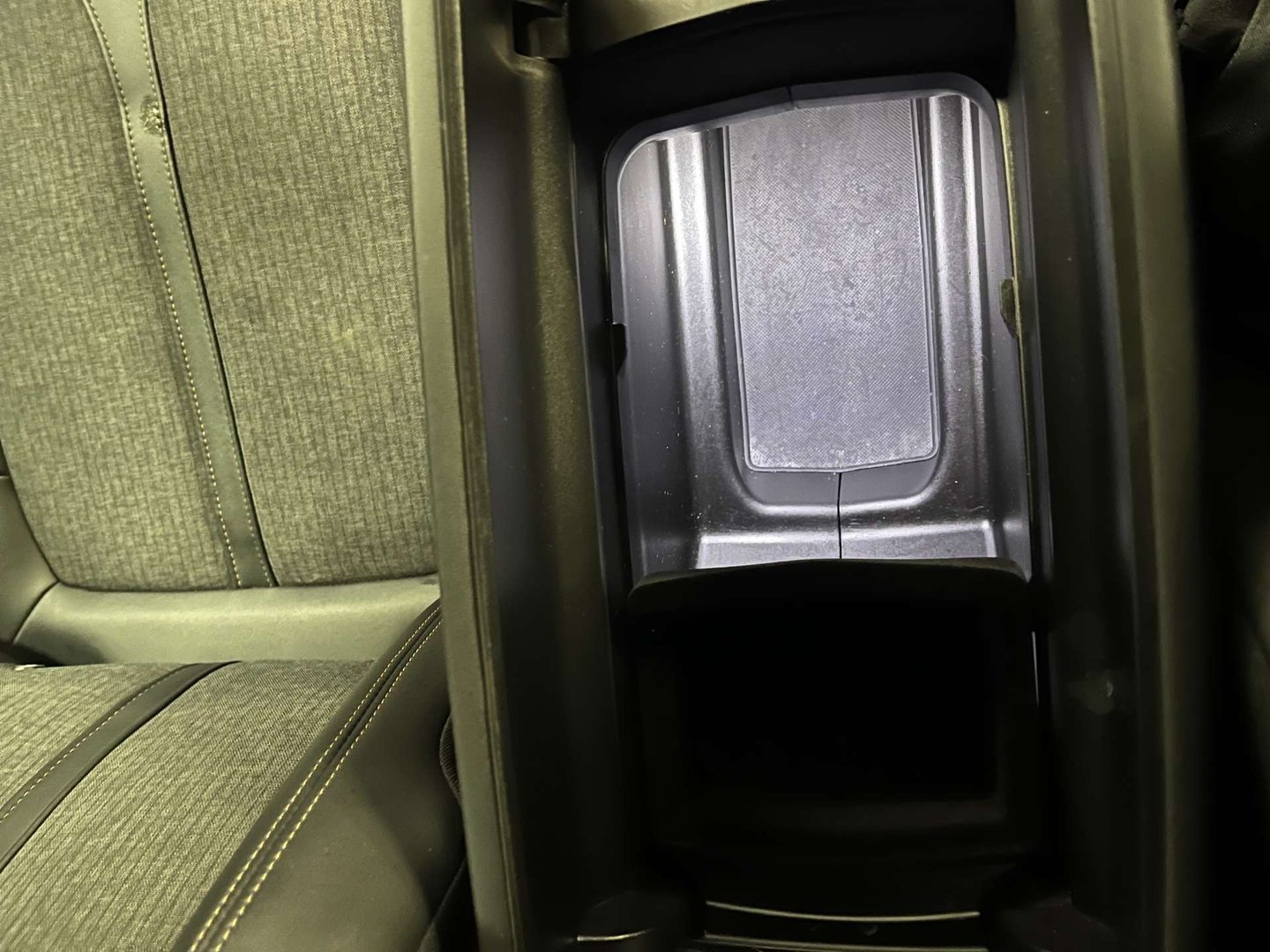 2019 Peugeot 3008 — image 25