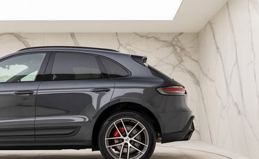 Porsche Macan S 24