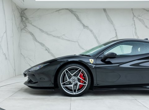 Ferrari F8 Tributo 35