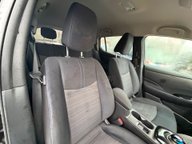 Nissan LEAF LAUNCH EDITION 10