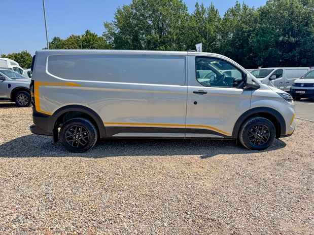 Ford Transit Custom AUTO LWB [SOLD MM] L2H1 Low Roof AWD Trail 320 Alloys Cam Carplay Nav EURO 5