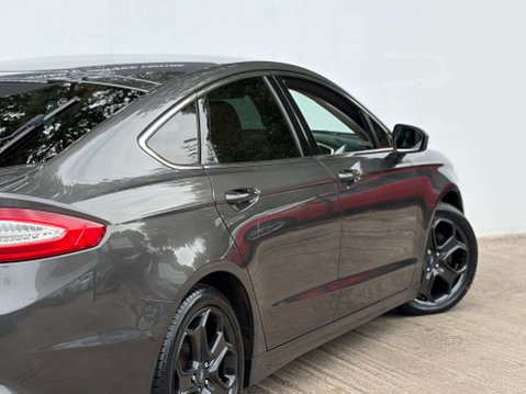 Ford Mondeo 2.0 Mondeo Titanium TDCi 5dr 31