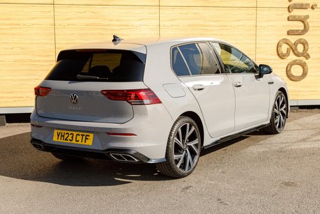 Volkswagen Golf R-LINE TSI