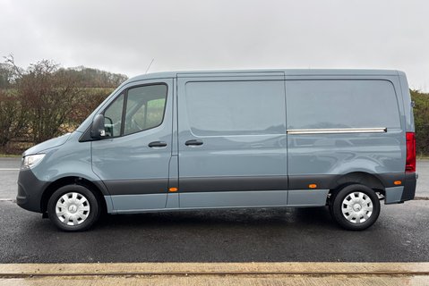 Mercedes-Benz Sprinter 315 Cdi Premium 9g-Tronic Mwb Lr Panel Van 7