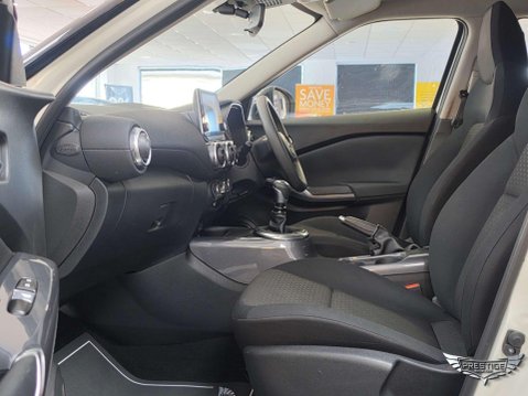 Nissan Juke 1.0 DIG-T Acenta Euro 6 (s/s) 5dr 63