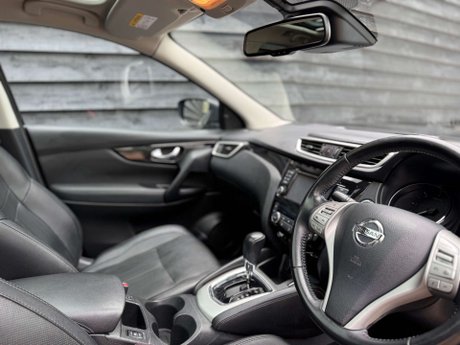 Nissan Qashqai 1.6 Qashqai Tekna dCi CVT 5dr 10