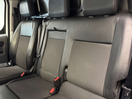 Vauxhall Vivaro 1.5 Vivaro 2900 Sportive S/S 19