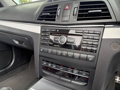 Mercedes-Benz E Class 2.1 E250 CDI BlueEfficiency Sport Cabriolet G-Tronic+ Euro 5 (s/s) 2dr 23