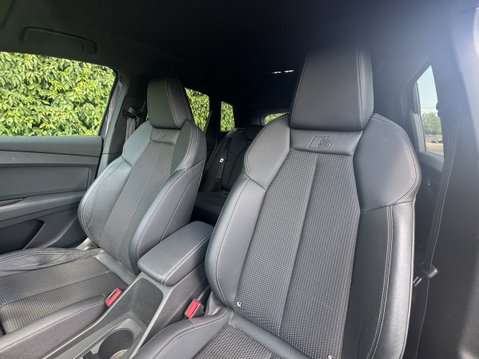 Audi Q4 40 S line SUV 5dr Electric Auto 82kWh (204 ps) 8