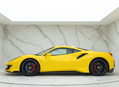 Ferrari 488 Pista 2