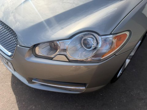 Jaguar XF 3.0 V6 Luxury Auto Euro 4 4dr 11