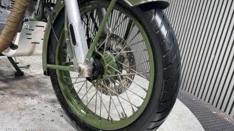 Royal Enfield Bullet 500 CLASSIC 2020 ONLY 11K ARMY COLOUR SCHEME 500CC A2 24