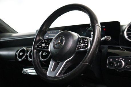 Mercedes-Benz A Class A 180 D SPORT 12