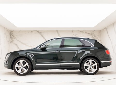 Bentley Bentayga W12 Mulliner 2