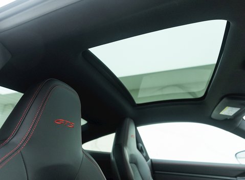 Porsche 911 (992) Carrera 4 GTS 12