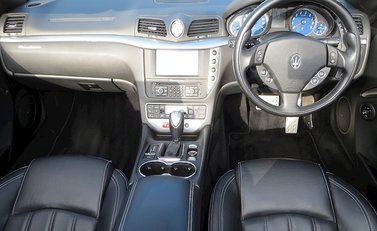 Maserati Grancabrio 12