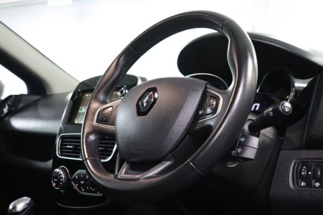 Renault Clio GT LINE TCE 11