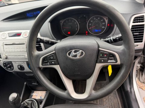 Hyundai i20 1.4 Comfort Euro 5 5dr 21
