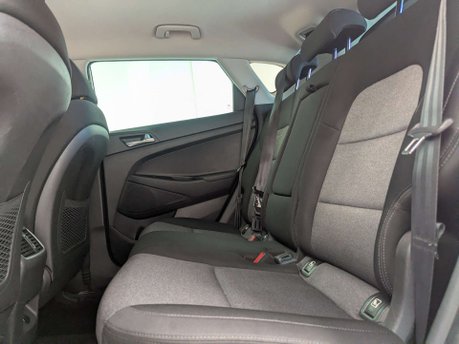 Hyundai TUCSON 1.6 Tucson SE Nav GDi 2WD 5dr 44