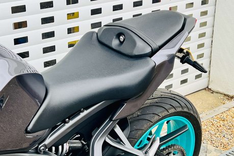 Yamaha MT-09 MT-09 (MTN890) 24 32