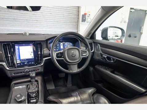 Volvo V90 2.0 D5 PowerPulse Auto AWD Euro 6 (s/s) 5dr 36