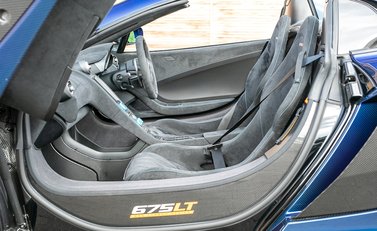 McLaren 675LT Spider MSO Carbon Series 17