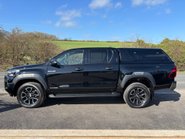 Toyota Hilux Invincible X 4WD 2.8 D-4D Double Cab Pickup - Hardtop Canopy 7