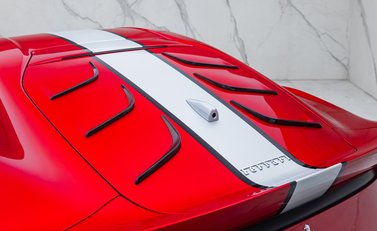 Ferrari 812 Competizione 34