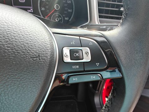 Volkswagen T-Roc 1.5 TSI EVO Design Euro 6 (s/s) 5dr 48