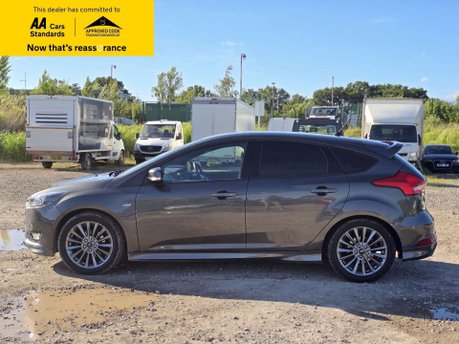 Ford Focus 1.0T EcoBoost ST-Line Hatchback 5dr Petrol Auto Euro 6 (s/s) (125 ps) 4