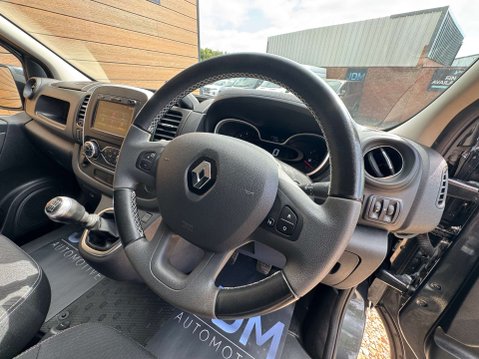 Renault Trafic 2.0 Trafic LL30 Black Edition Energy dCi 23