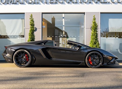 Lamborghini Aventador LP 720-4 50th Anniversary Roadster 3