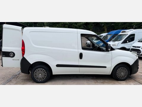 Vauxhall Combo 1.3 CDTi 2000 ecoFLEX 16v Panel Van 3dr Diesel Manual FWD L1 H1 (126 g/km, 7