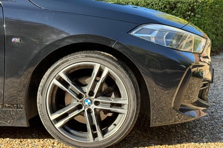 BMW 1 Series 118D M SPORT 3