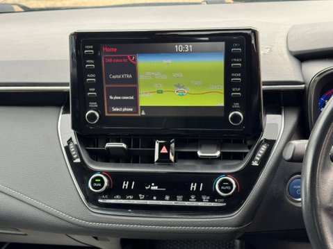 Toyota Corolla 1.8 VVT-h Icon Tech Touring Sports CVT Euro 6 (s/s) 5dr 14