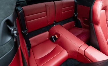 Porsche 911 Targa 4 GTS (992) 11